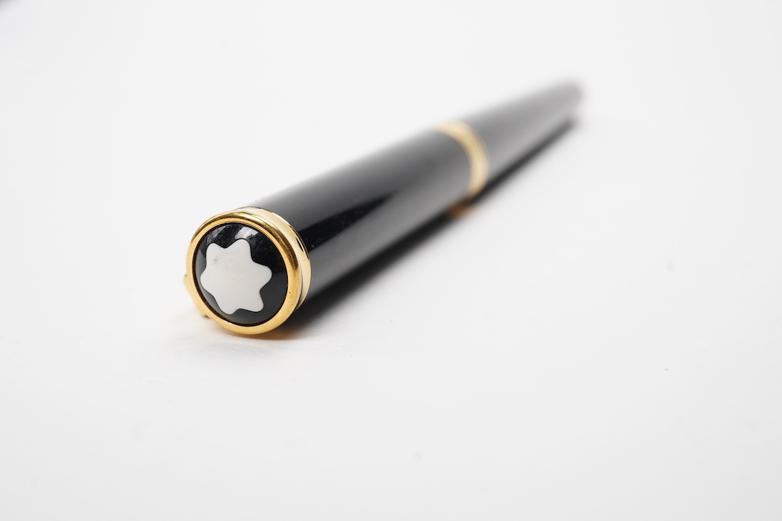 A Mont Blanc Noblesse Oblige fountain pen